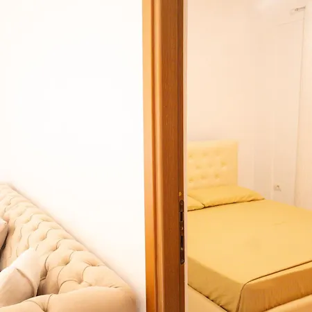 Kristo Apartment