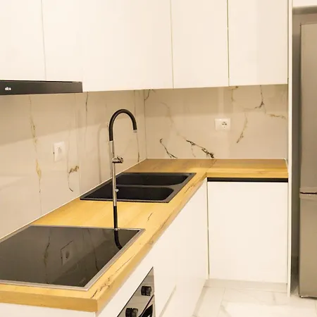 Kristo Apartment