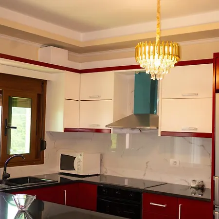 Kristo Apartment