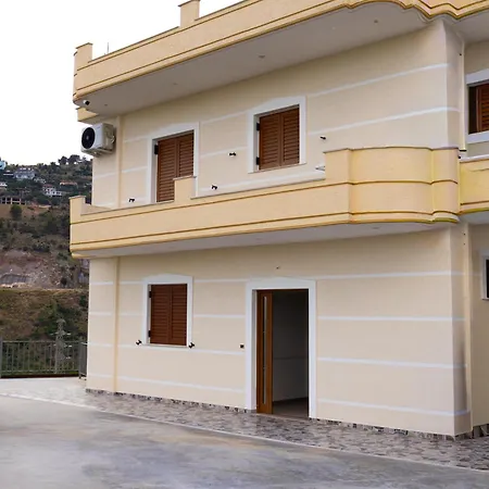 Apartment Kristo Sarandë